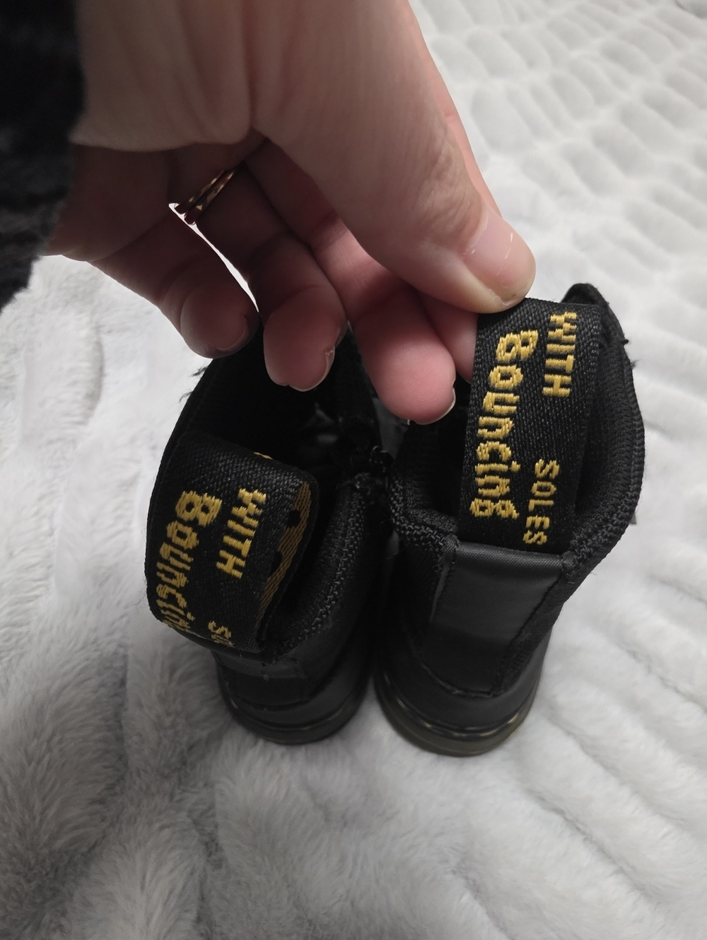 Dr Martens big kid size 2 black canvas Combs Junior lace up combat boots Unisex - Picture 15 of 16
